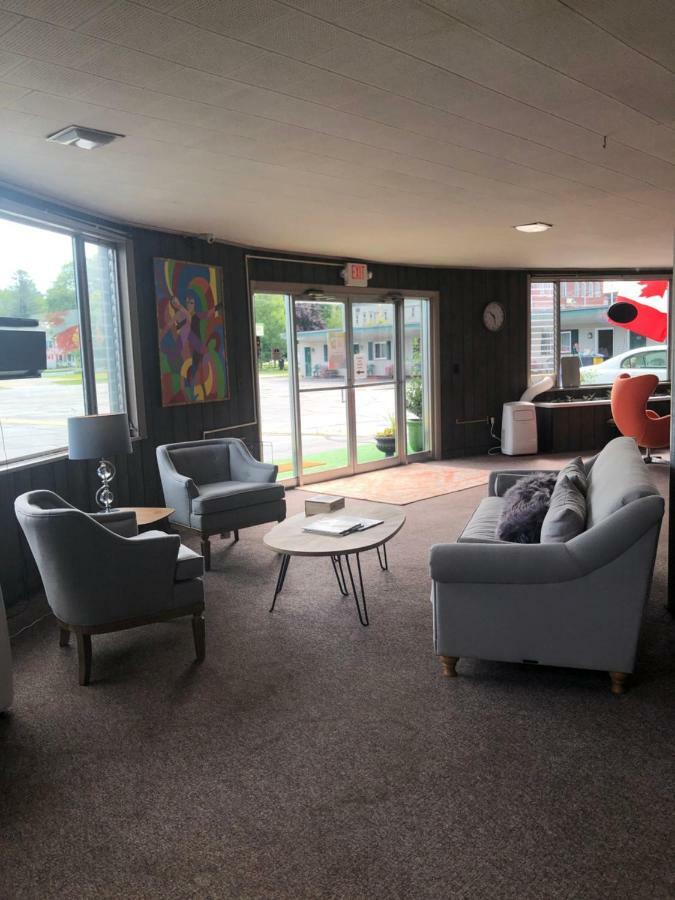 Lancaster Motor Inn Ngoại thất bức ảnh